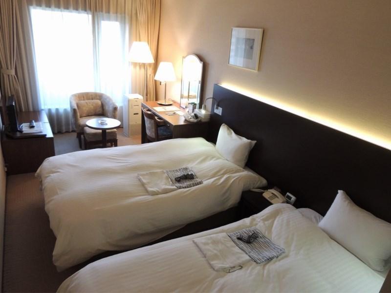 Nakanoshima Plaza Hotel Osaka Exterior photo